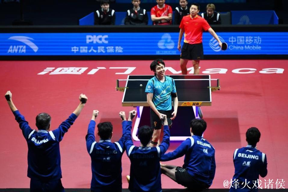 32年终圆梦 北京队战胜上海队夺得乒乓球男团冠军